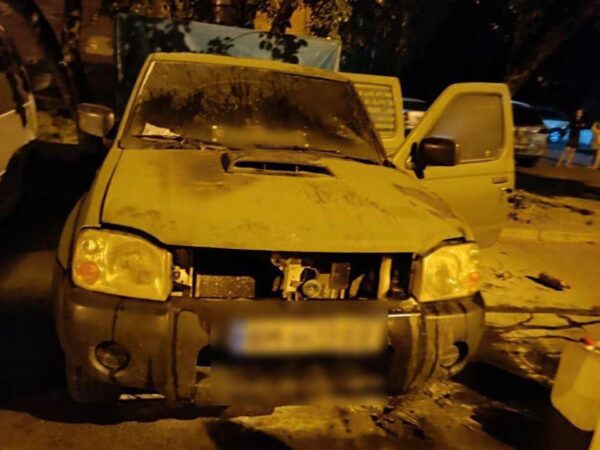Новини Києва - Спалили чотири авто за тиждень: у Києві затримали двох виконавців