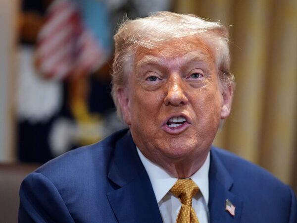 Новини світу - Трамп пригрозив Путіну "невеличким сюрпризом"