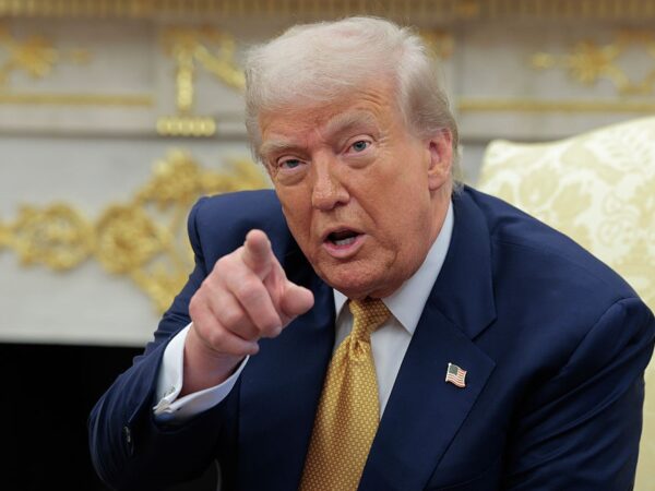 Новини світу - Трамп відтермінував обмеження проти Китаю заради угоди - FT