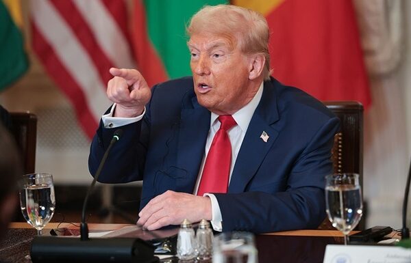 Новини України - Трамп вперше особисто відправить зброю Києву - ЗМІ