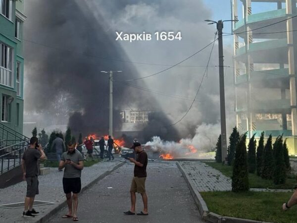 Новини України - Центр Харкова зазнав удару КАБів, є поранені