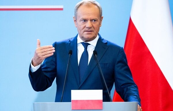 Новини світу - Туск представив оновлений склад уряду