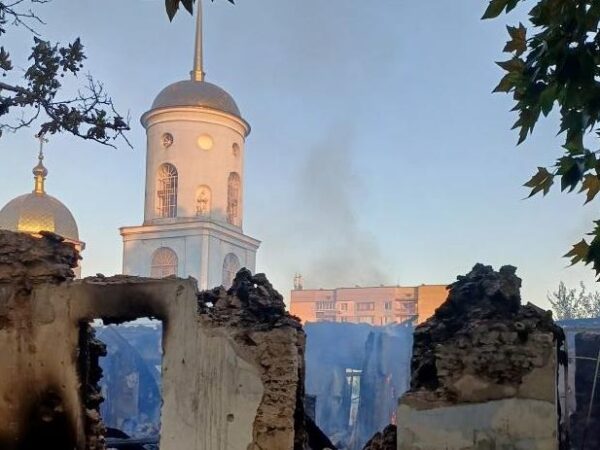 Новини України - У Херсоні через російські обстріли пошкоджено церкву та театр