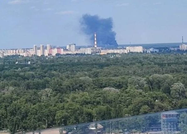 Новини Києва - У Києві пролунав вибух на лівому березі, зникло світло