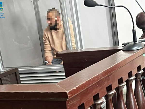 Новини України - У Львові арештували чоловіка, який порізав дівчинку ножицями