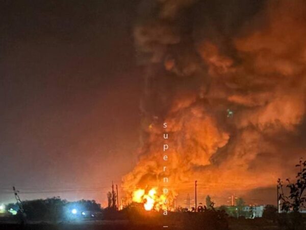 Новини світу - У РФ після удару БПЛА палає нафтобаза – соцмережі
