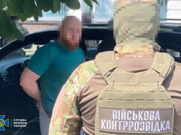Новини України - У Запоріжжі подружжя вимагало "відкати" з родин загиблих воїнів
