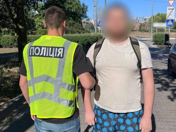 Новини України - В Одесі затримали чоловіка, що спробував спалити квартиру військового