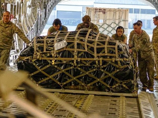 Новини України - В ОП пояснили рішення Трампа щодо зброї Україні