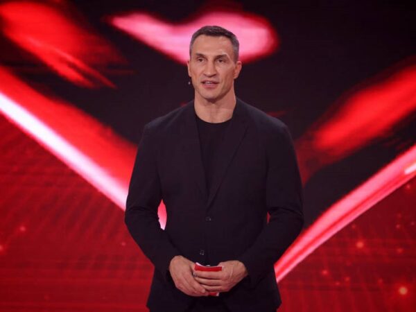 Новини спорту - Володимир Кличко відреагував на тріумф Усика у поєдинку з Дюбуа