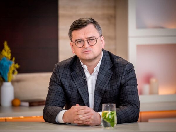 Новини України - "Всі мають це зʼїсти": Кулеба прокоментував скандальний закон