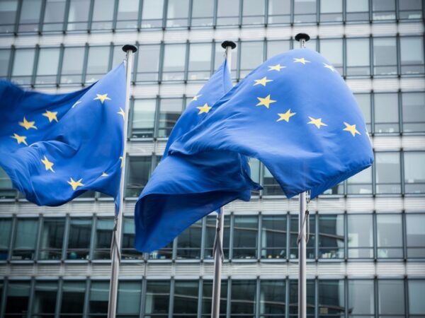 Новини світу - ЄС готує відповідь на 30% мита Трампа - ЗМІ