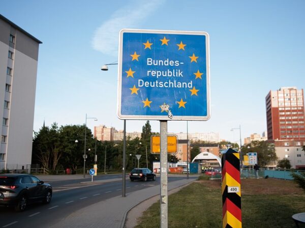 Новини світу - Єврокомісія пропонує утричі підвищити плату за вʼїзд до ЄС