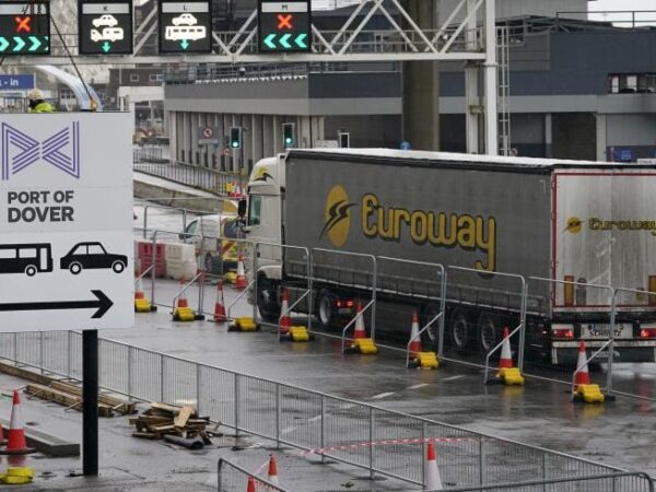 Новини світу - Європарламент остаточно схвалив нові правила в'їзду в ЄС