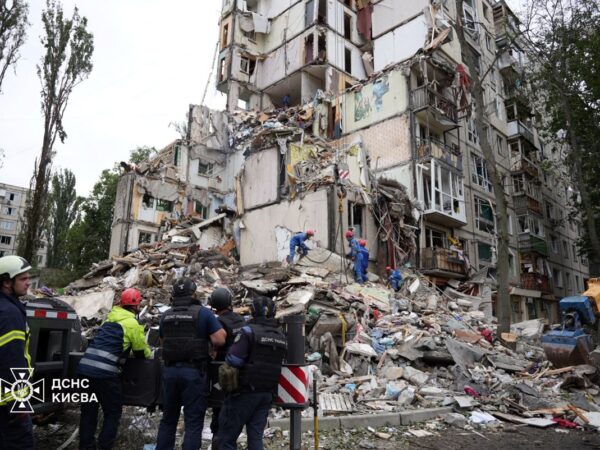 Новини Києва - Загиблі та сто пошкоджених локацій. Удар по Києву