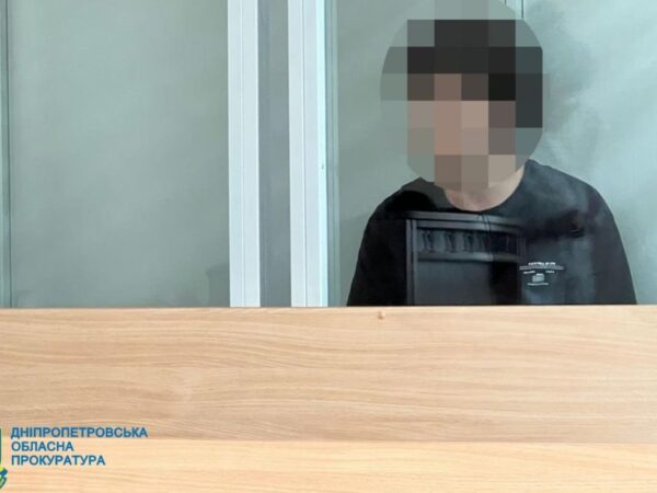 Новини України - Зарізав жінку біля банкомата: у Дніпрі поліція затримала 14-річного юнака