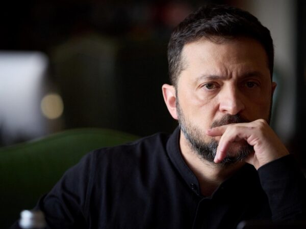 Новини України - Зеленський обговорив зі Стармером підготовку закону про НАБУ і САП