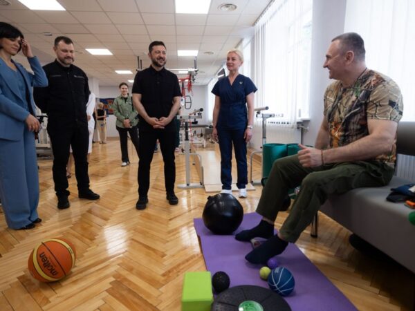 Новини України - Зеленський відвідав реабілітаційний центр МВС