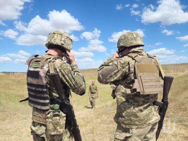 Новини України - ЗСУ стримують атаки росіян, бої тривають - Генштаб