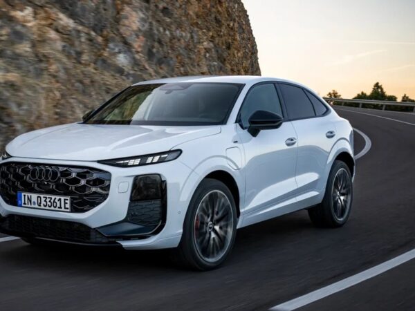 Авто новини - Audi презентувала оновлений Q3 Sportback