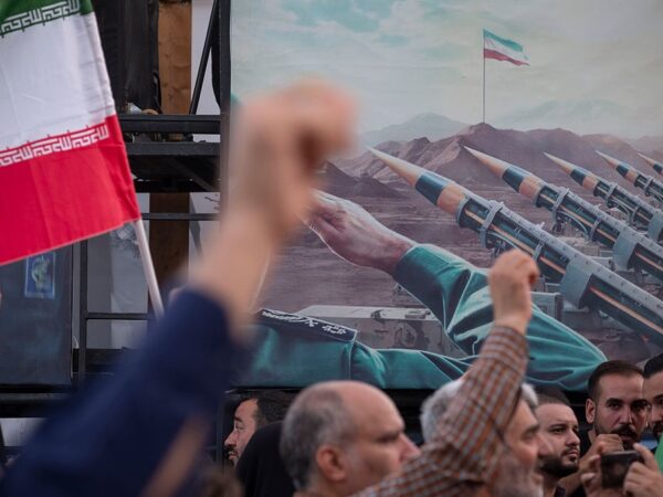 Новини світу - FT: Іранські ядерники запросили в РФ ізотопи для створення боєголовок