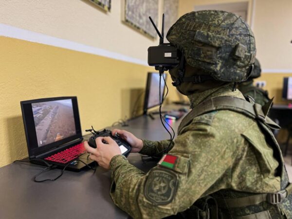 Новини світу - Готується до війни? Нові сигнали з Білорусі