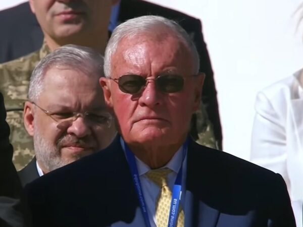 Новини України - Келлог взяв участь у заходах до Дня Незалежності