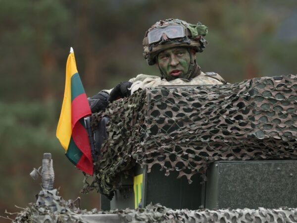 Новини світу - Литва формує трирівневу лінію оборони на кордоні