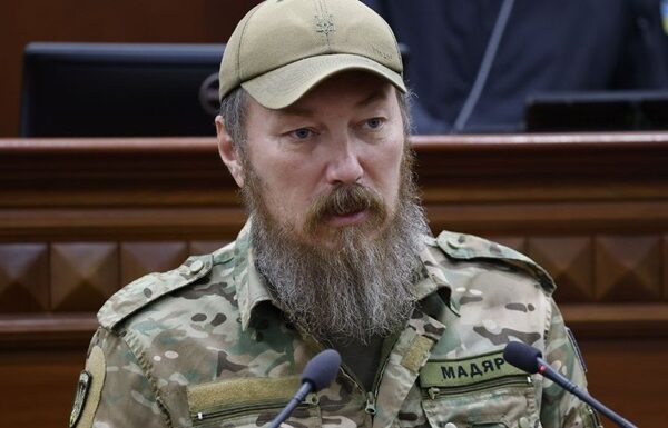 Новини України - "Мадяр" порадив Сіярто "запхати в дупу" запроваджені санкції