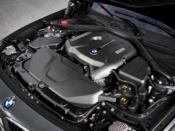 Авто новини - Mercedes розглядає співпрацю з BMW у сфері бензинових двигунів