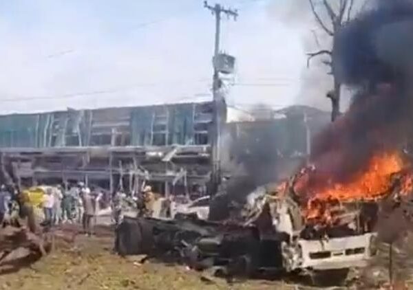 Новини світу - На авіабазі у Колумбії вибухнуло авто: багато жертв