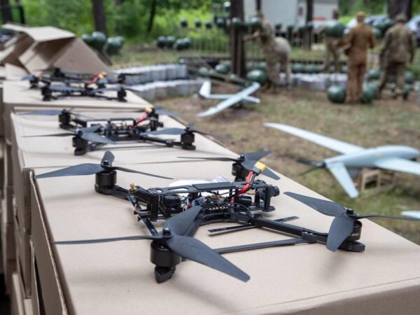 Новини України - Названо обсяг постачань FPV-дронів для ЗСУ