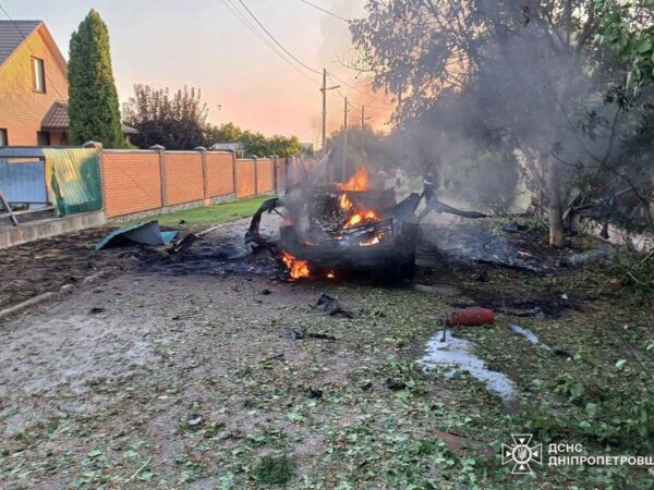 Новини України - Обстріл Нікополя: росіяни атакували авто ДСНС