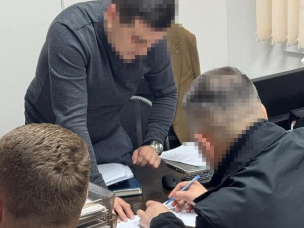 Новини України - Посадовець мобілізував "на папері" 17 осіб