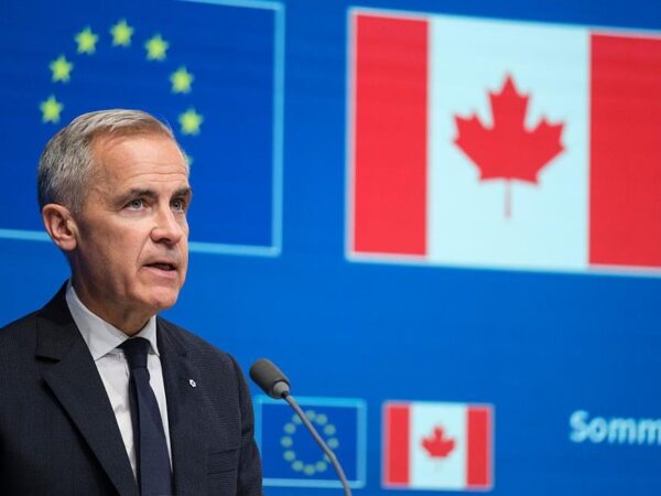 Новини світу - Прем'єр Канади здійснить турне країнами Європи