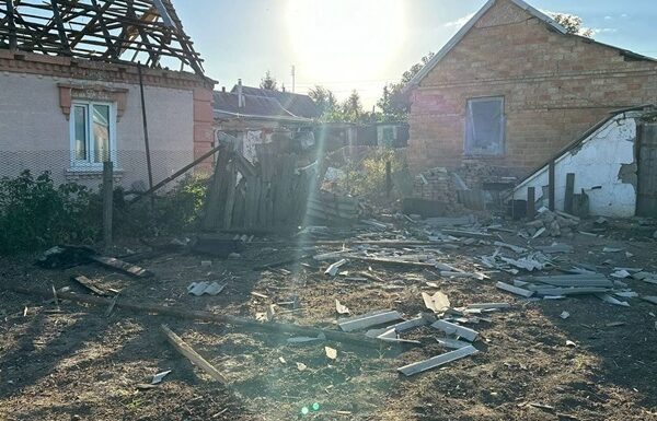 Новини України - РФ атакувала Нікопольщину, поранені двоє жінок та 4-місячна дитина