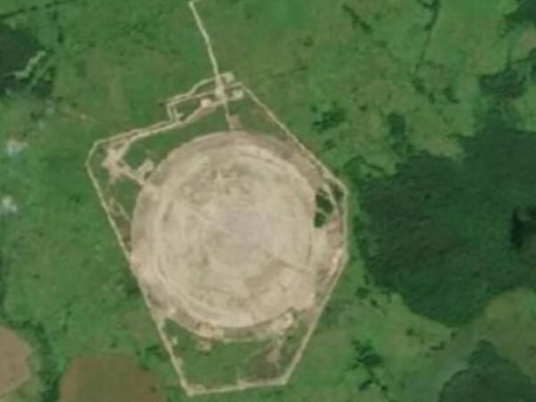 Новини України - Росія на кордоні з НАТО будує величезний військовий об'єкт - ЗМІ