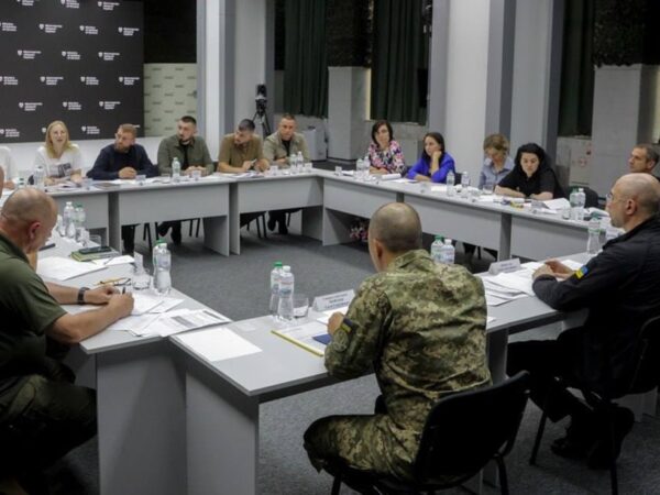 Новини України - Шмигаль анонсував "дорожню карту" для звільнених полонених