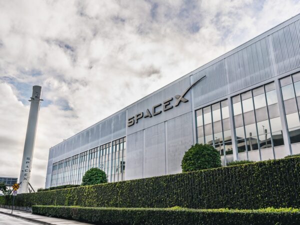 Новини бізнесу - SpaceX закуповуватиме сплави у корейської Sphere до 2035 року
