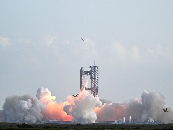 Технології - SpaceX здійснила рекордний запуск Falcon 9