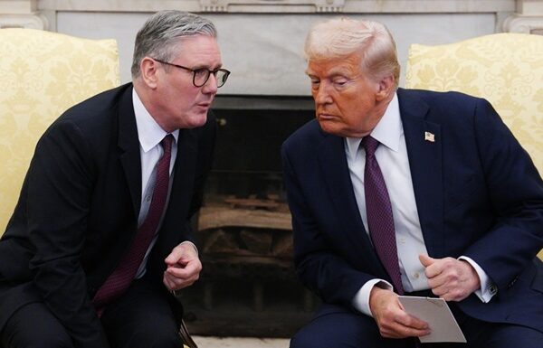 Новини світу - Стармер застеріг Трампа: Путіну не можна довіряти
