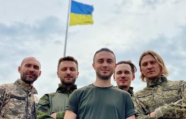 Новини культури - Тарас Тополя подав до суду на Мар’яну Безуглу за наклеп