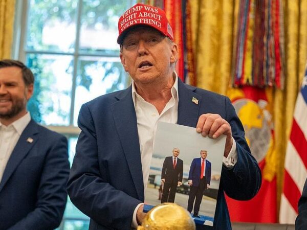Новини світу - Трамп говорив з Путіним про ядерне роззброєння
