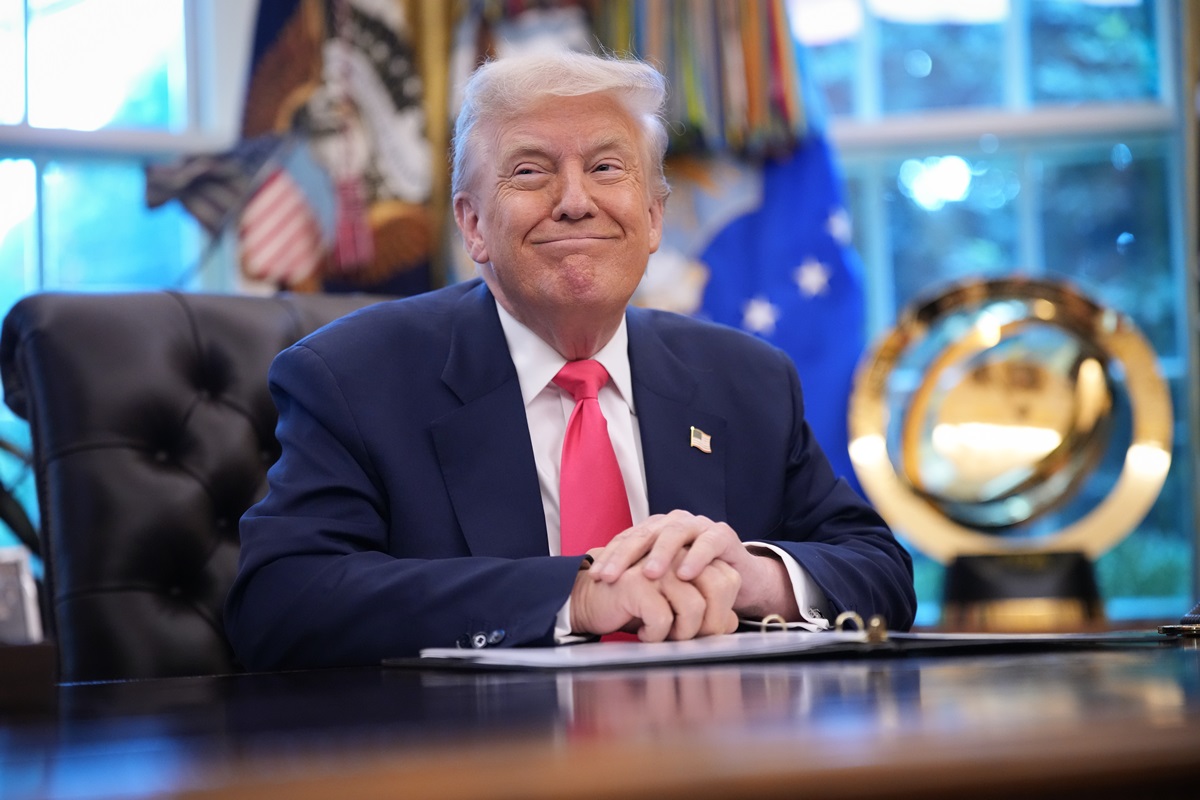 Новини світу - Трамп почав готовати зустріч Зеленського і Путіна