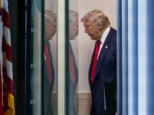 Новини світу - Трамп позбувся усіх експертів з Росії перед зустріччю з Путіним - ЗМІ