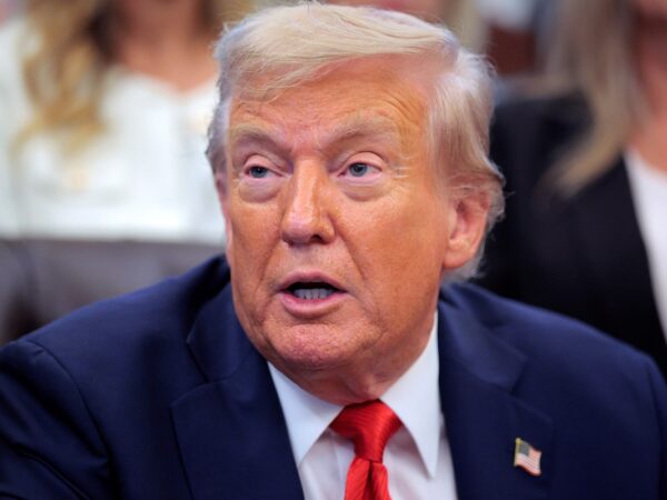 Новини світу - Трамп розповів, як бачить гарантії безпеки Україні