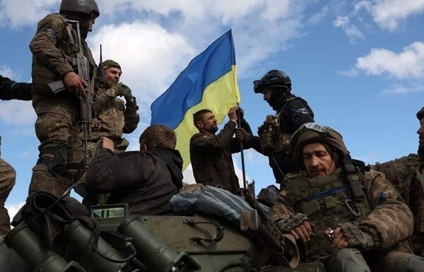 Новини України - Три чверті українців вірять у перемогу над РФ - опитування