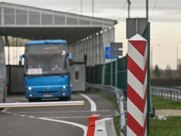 Новини України - ЦПД спростував фейк щодо анкет "про Бандеру та Волинську трагедію" в Польщі