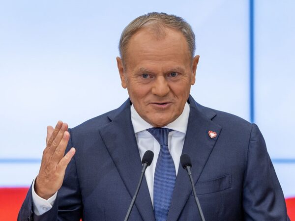 Новини світу - Туск нагадав про перемогу над більшовиками у день саміту на Алясці