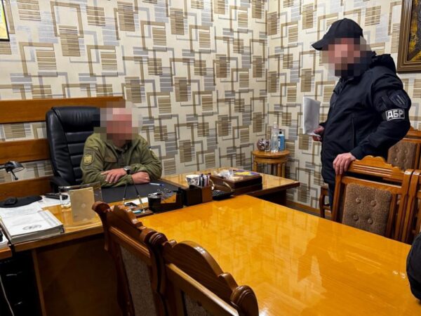 Новини України - У Харкові затримали керівництво колонії за знущання над засудженими